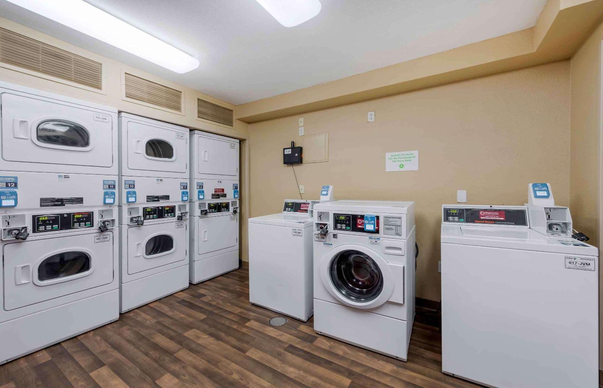Extended Stay America Suites - Los Angeles - Глендейл Екстериор снимка